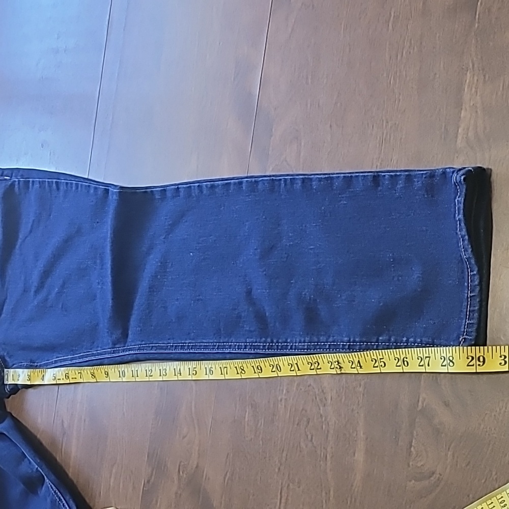 Old Navy High Rise Straight Leg Jeans Women's Size 14 Casual Denim - Picture 10 of 13